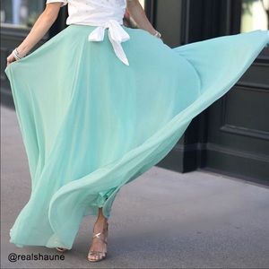 Timeless Favorite Chiffon Maxi Skirt in Mint